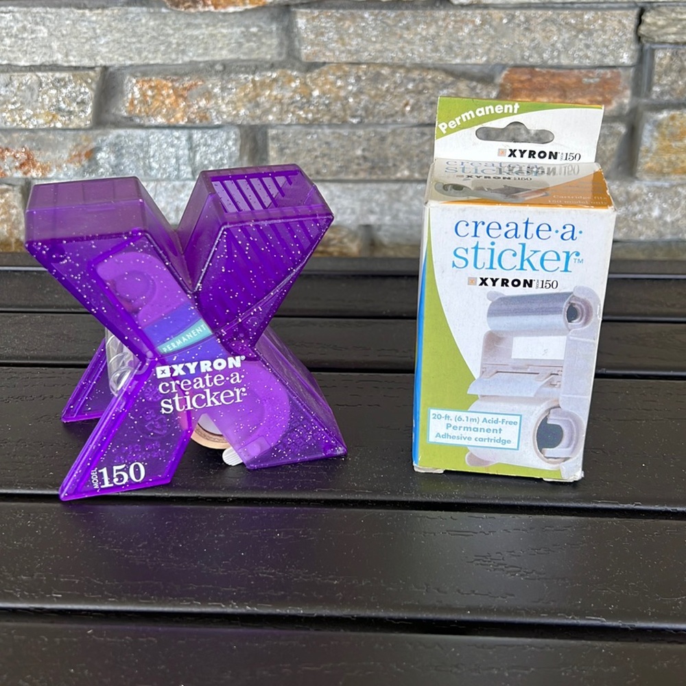 XYRON CREATE A STICKER MOSEL 150 -LIGHTLY USED WITH NEW STICKER ROLL CARTRIDGE